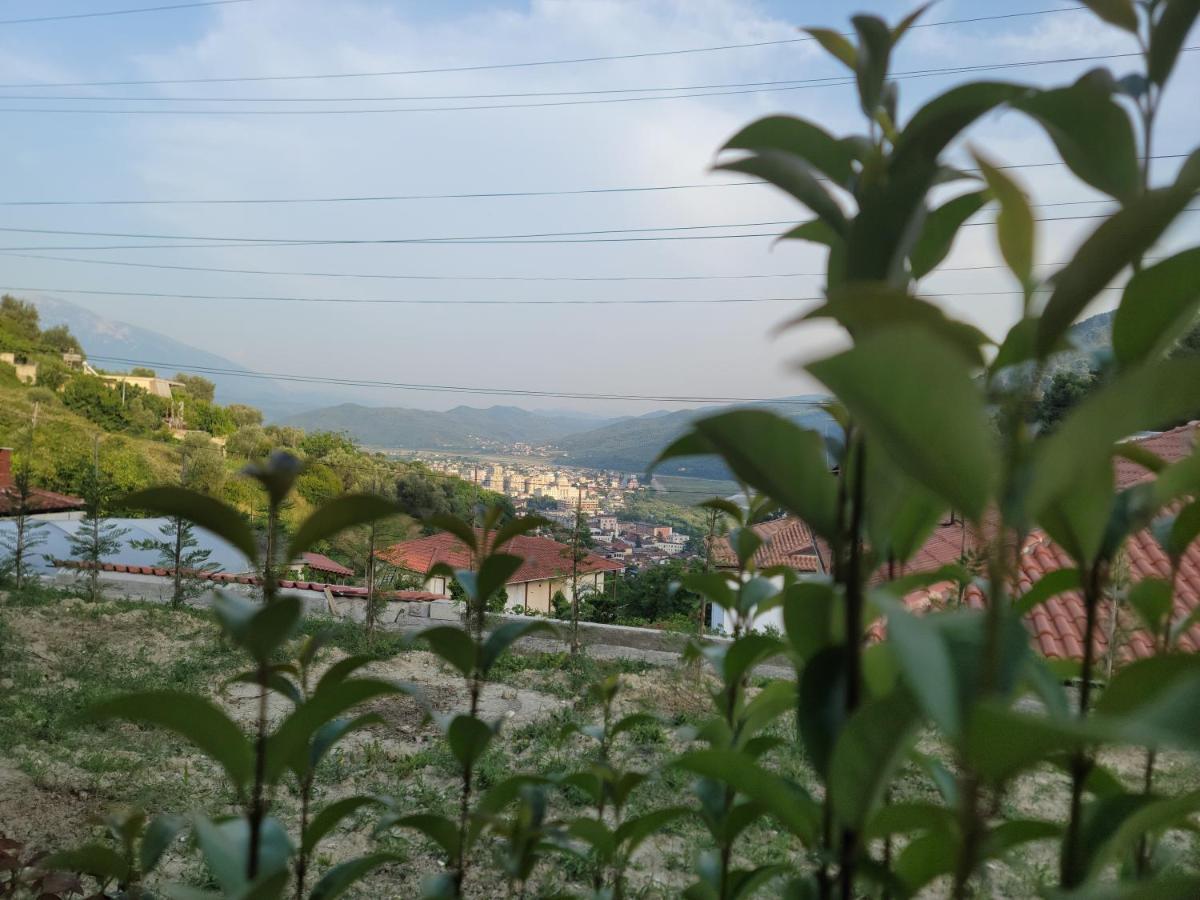 G&K Garden Hotel Берат Екстериор снимка